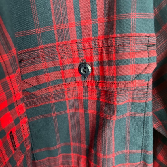 Men’s Levi’s plaid shirt NWOT - Picture 3 of 4